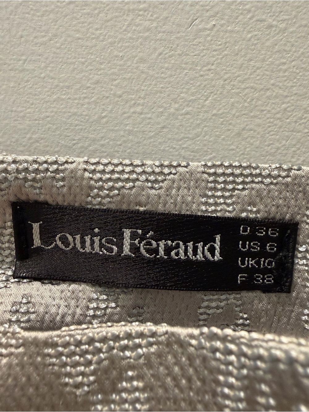 Vintage 90s Louis Féraud Deadstock Silk-Lined Houndstooth Skirt Suit - Picture 13 of 13